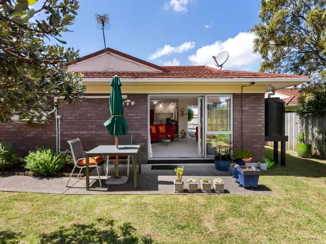 3/27 Brookfield Avenue, Onehunga