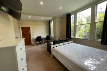 Room 2/51 Royal Terrace, Dunedin Central