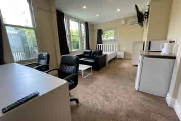 Room 2/51 Royal Terrace, Dunedin Central