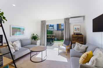 7/10 Trieste Way, Paraparaumu