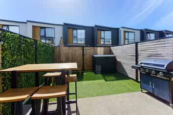 7/10 Trieste Way, Paraparaumu