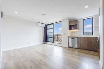 612/22 Library Lane , Albany