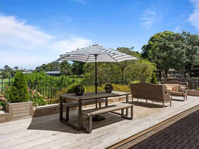 16 Kohia Terrace, Epsom