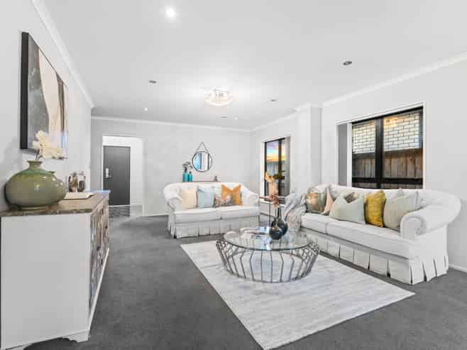 4 Springside Drive, Flat Bush