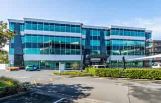 Millennium Office with Inbuilt Lab