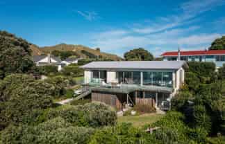 1 Lloyd George Road, Wainui