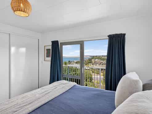 11 Wintle Street, Mangawhai Heads