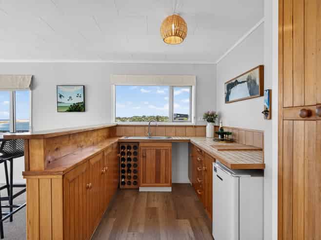 11 Wintle Street, Mangawhai Heads