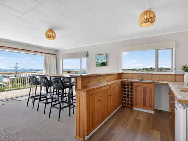 11 Wintle Street, Mangawhai Heads