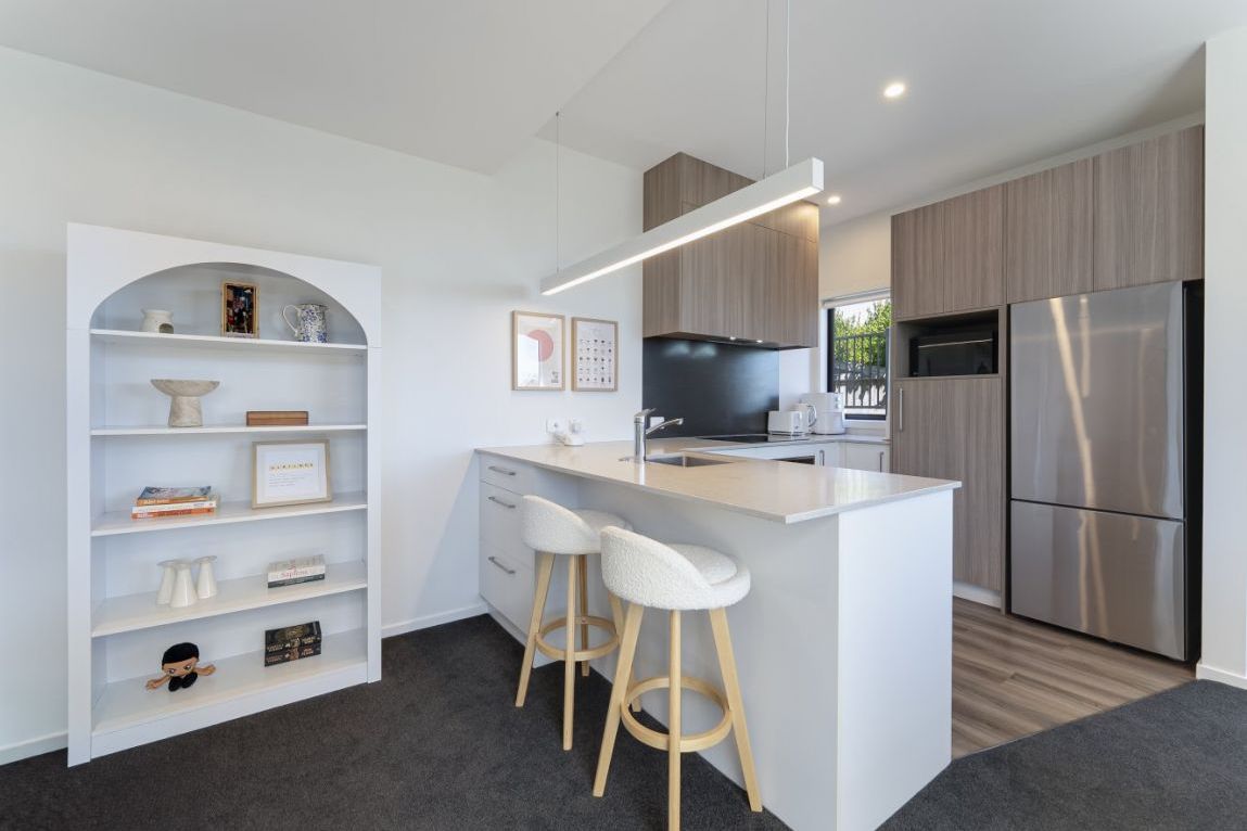 Near New Luxury Town House with Views! - Vista 6