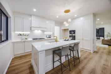 17 Ballyalton Crescent, Flat Bush