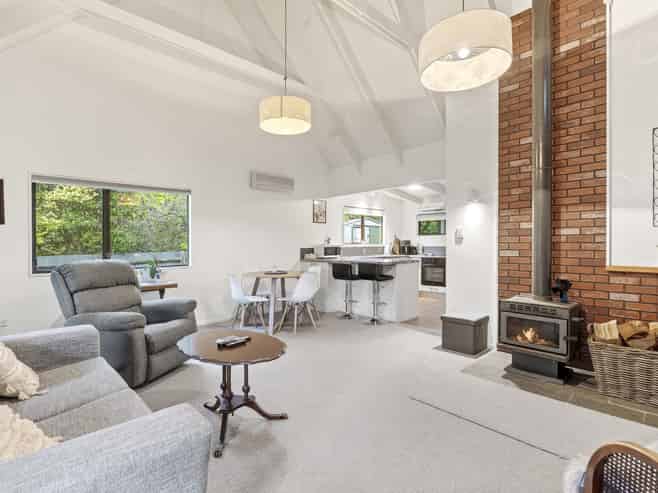 13A Heuchan Lane, Wanaka