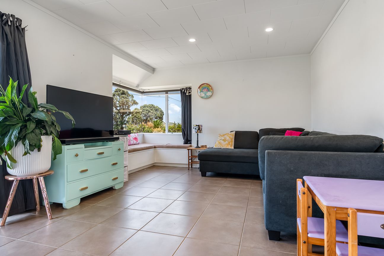 Waterfront Ngunguru. Vendors Say Bring All Offers – pohled 6