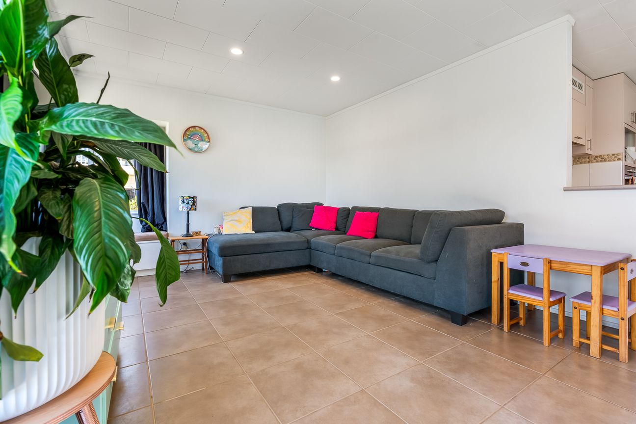 Waterfront Ngunguru. Vendors Say Bring All Offers – pohled 5