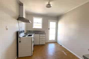 2/43 Spring Street, Onehunga