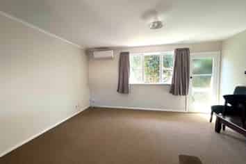 2/43 Spring Street, Onehunga