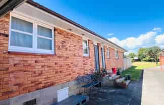 2/43 Spring Street, Onehunga