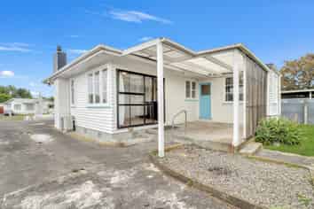 168 Highbury Avenue, Highbury