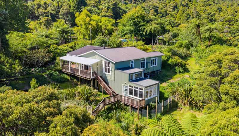 1052 Wekaweka Road, Waimamaku