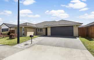 18 Chalgrove Road, Huntington