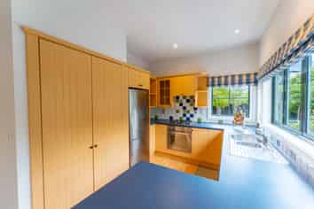 157 Pages Road, Marchwiel