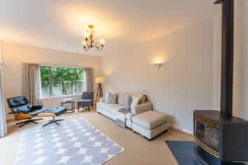 157 Pages Road, Marchwiel