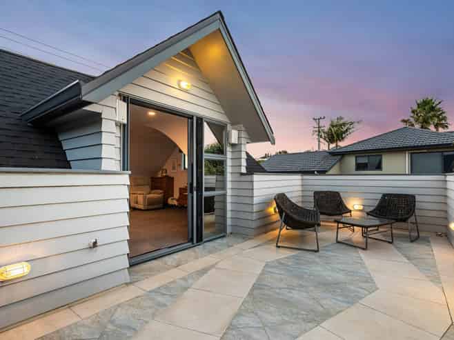 9 Dorchester Place, Orewa