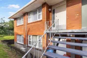 4/42 Portage Road, Otahuhu