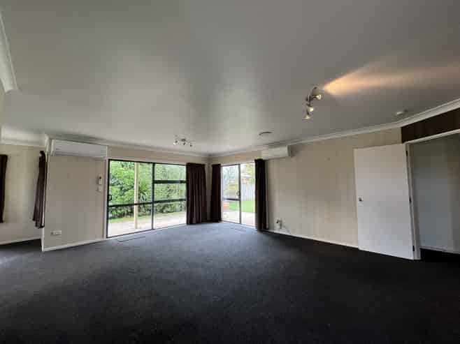 6 Aria Court, Fairview Downs