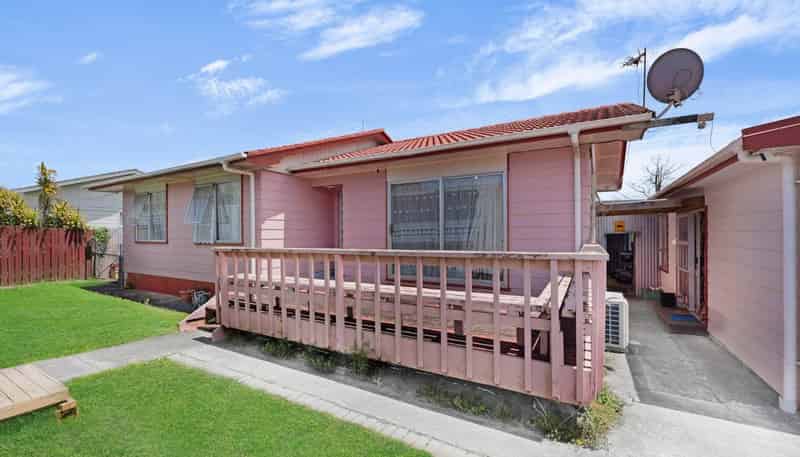 11 Vimy Place, Mangere
