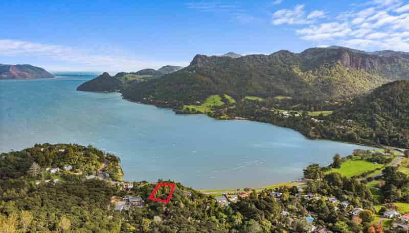 1210 Huia Road, Huia