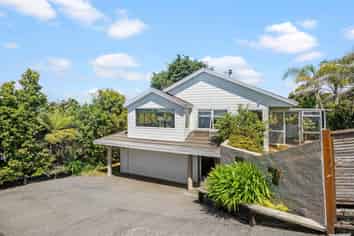 2/19 Churchill Road, Cockle Bay