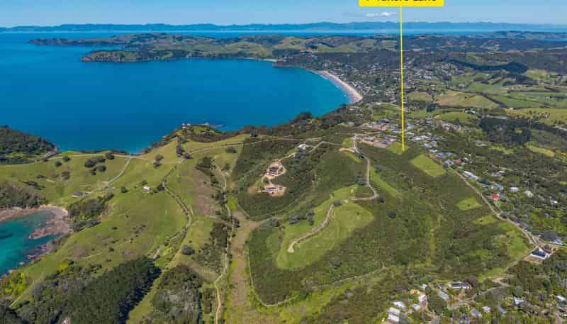 7 Tukere Lane, Onetangi