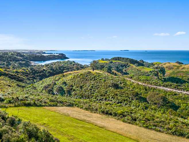 7 Tukere Lane, Waiheke Island