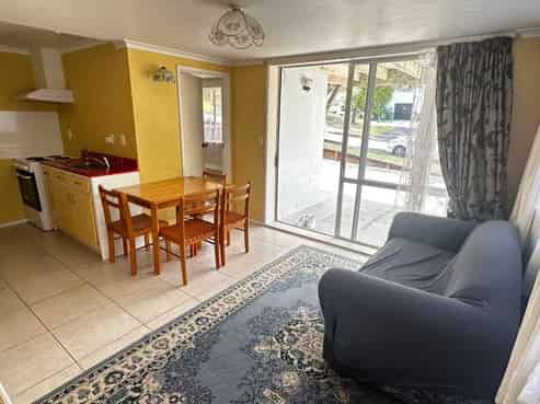 42A Regency Place, Sunnynook