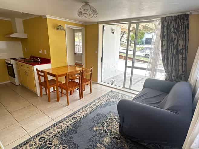 42A Regency Place, Sunnynook