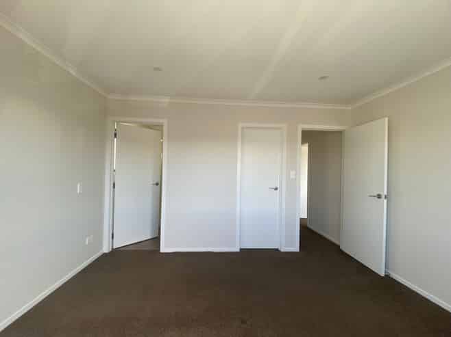 21 Ridgedale Crescent, Flagstaff