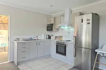 2A Dunaff Place, Flat Bush