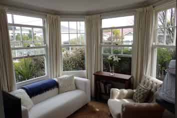 10 Somerset Avenue, Newtown