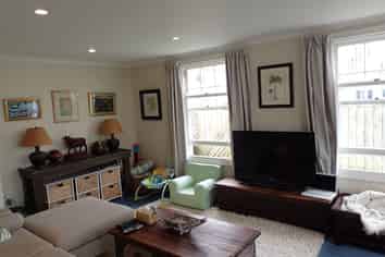 10 Somerset Avenue, Newtown