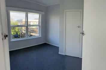 6/34 Lake Pupuke Drive, Takapuna