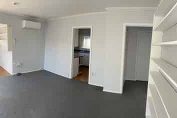 6/34 Lake Pupuke Drive, Takapuna