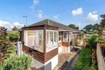 6/34 Lake Pupuke Drive, Takapuna