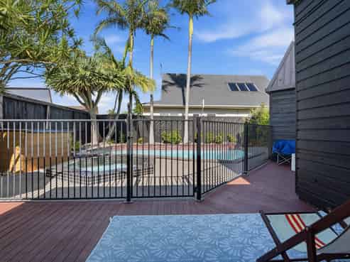 22A Eastern Beach Road, Eastern Beach