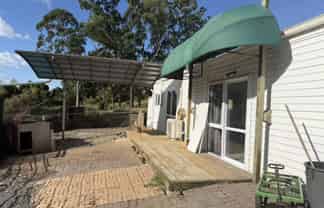 1561 Dairy Flat Highway, Dairy Flat