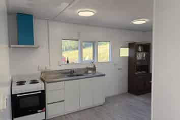 1561 Dairy Flat Highway, Dairy Flat