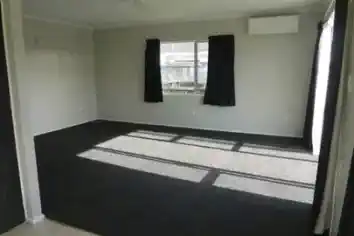 27A Tiverton Crescent, Whalers Gate