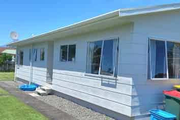 27A Tiverton Crescent, Whalers Gate