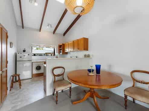 1/11 Woodhall Road, Epsom