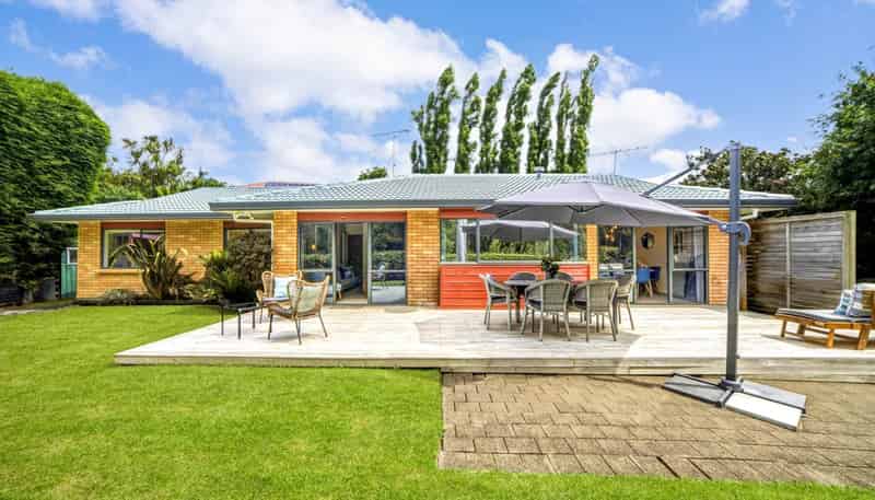 10 Notre Dame Way, Albany